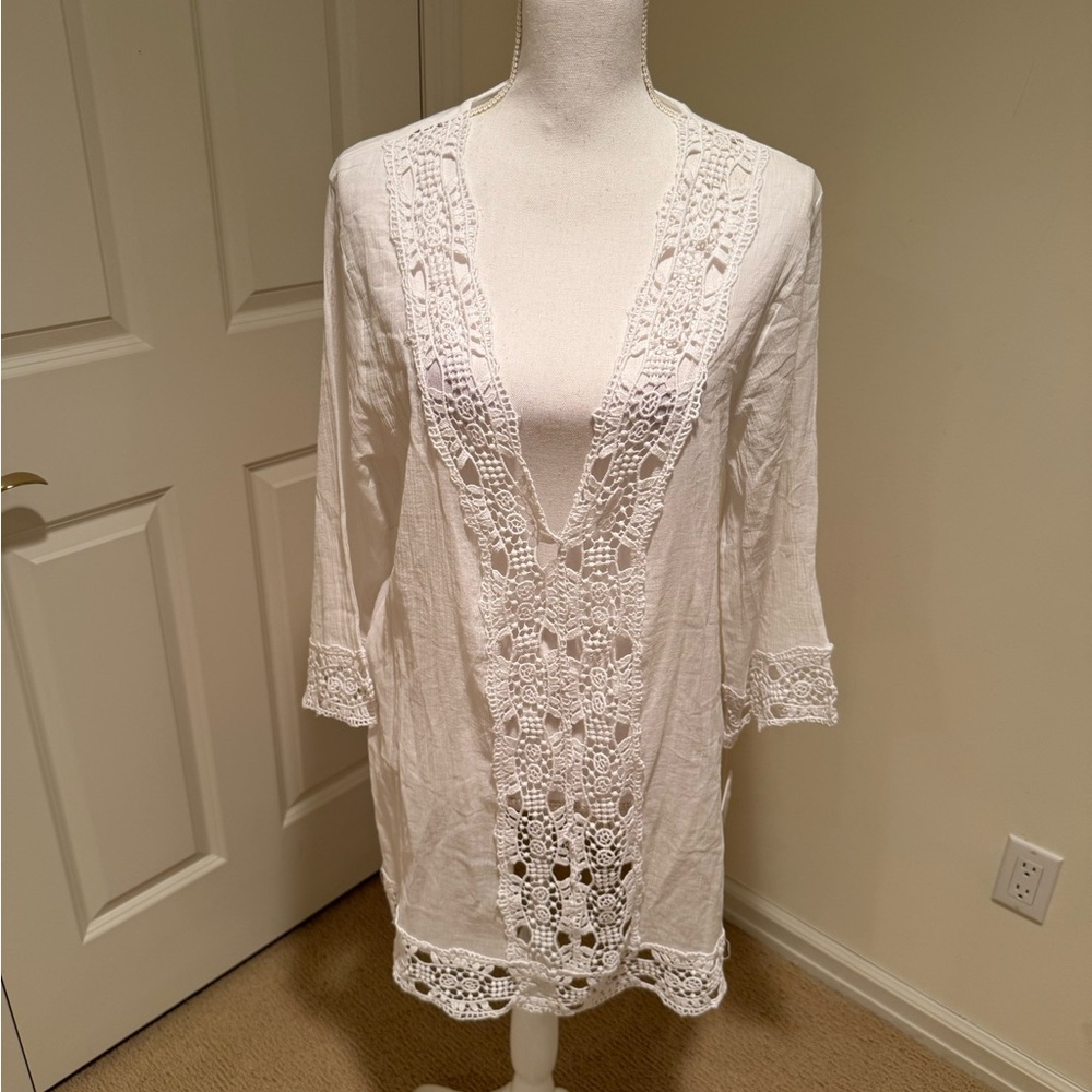 La Blanca White Lace Swim Coverup V-Neck Mid-Length